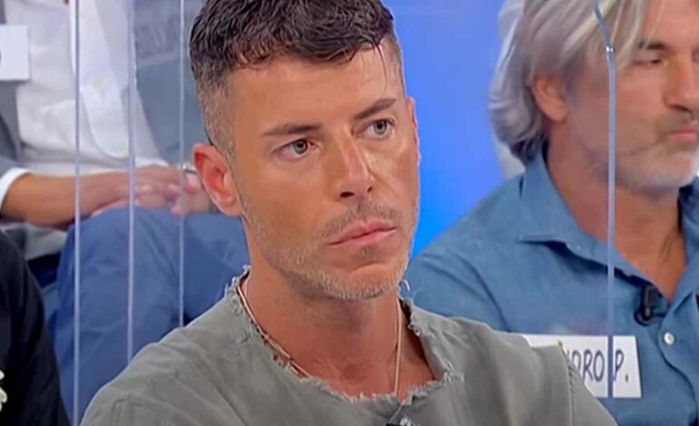  Uomini e Donne: Diego Tavani nella bufera attaccato da tutti